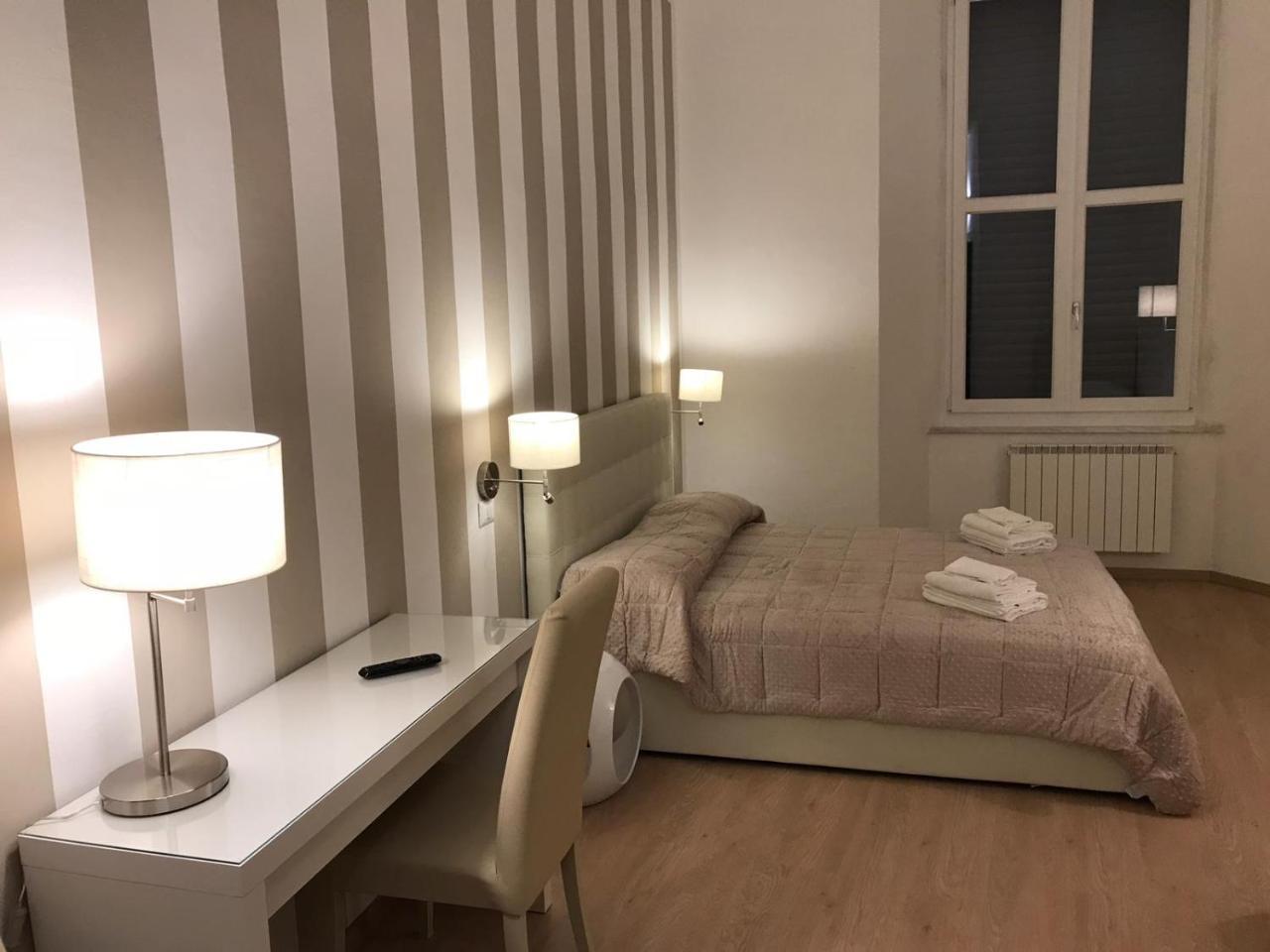 Sallustio Rooms - Rooms Only シエーナ エクステリア 写真
