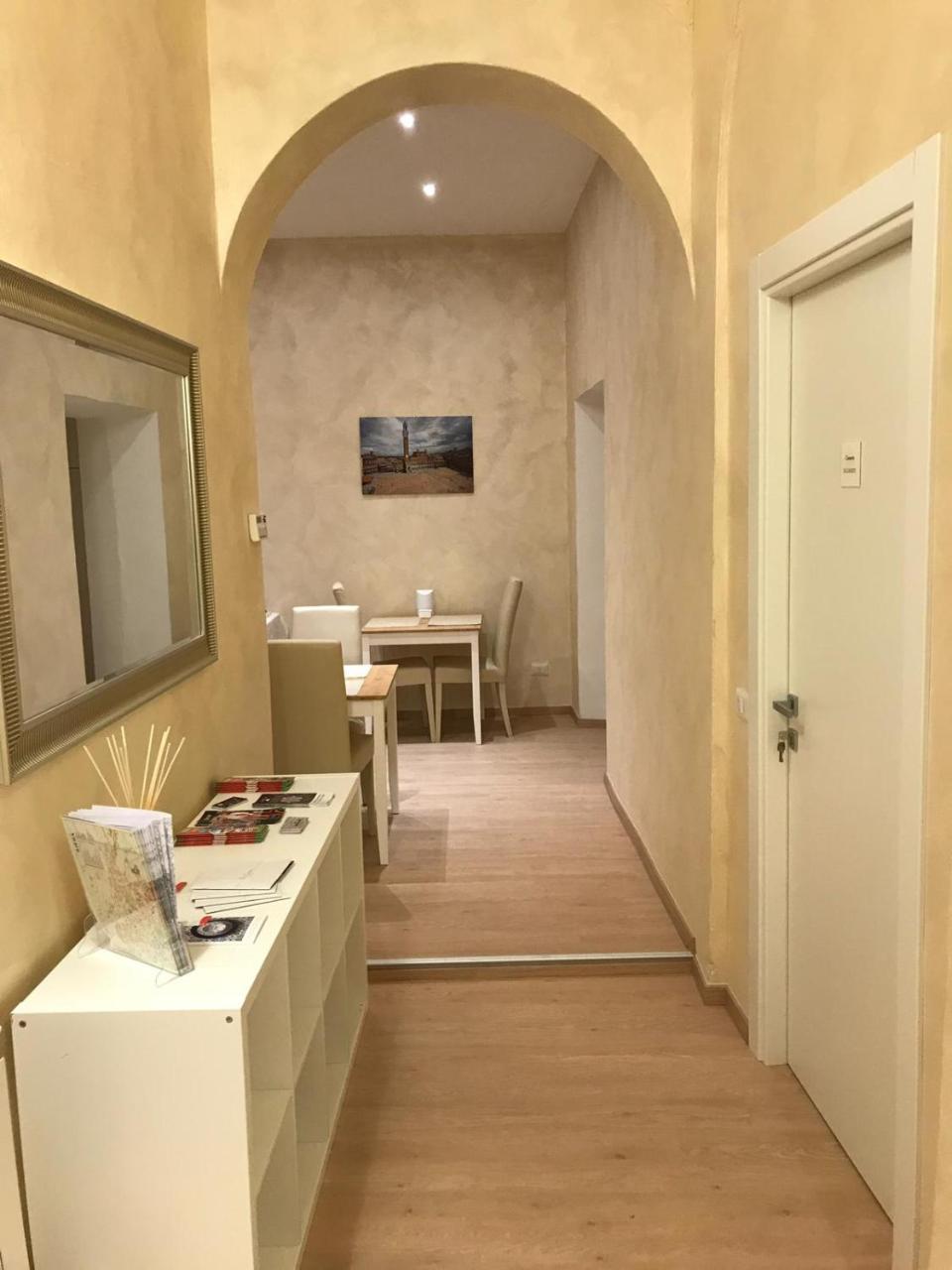 Sallustio Rooms - Rooms Only シエーナ エクステリア 写真
